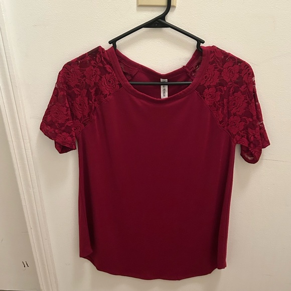 Tops - Women's Lace Sleeve Scoop Neck Top - Burgundy